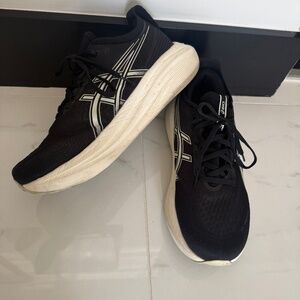 ASICS Men's Gel-Nimbus 27 Running Shoes